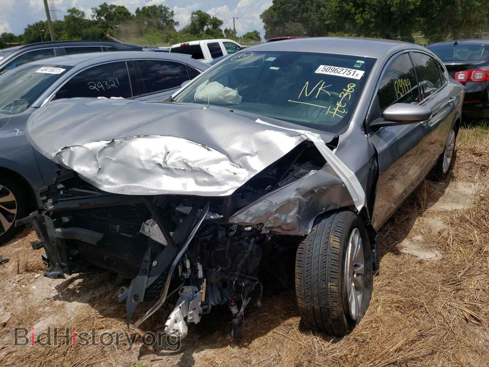 2016 CHRYSLER 200 - VIN: 1C3CCCAB7GN103472 - Фото 2