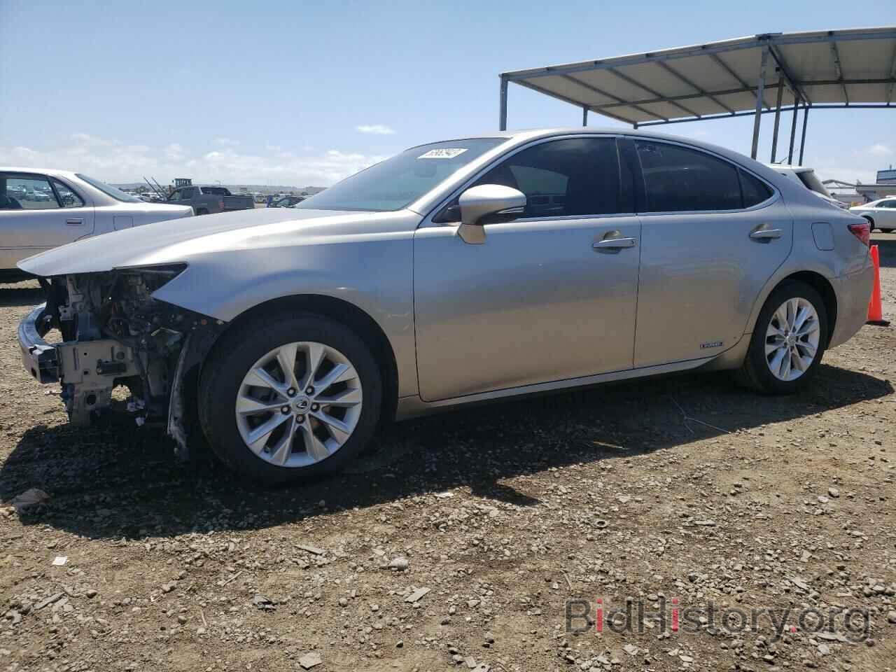 Photo JTHBW1GG4F2082083 - LEXUS ES300 2015