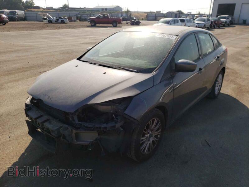 2012 Ford FOCUS (VIN 1FAHP3F20CL431147) — фото 2 из 10