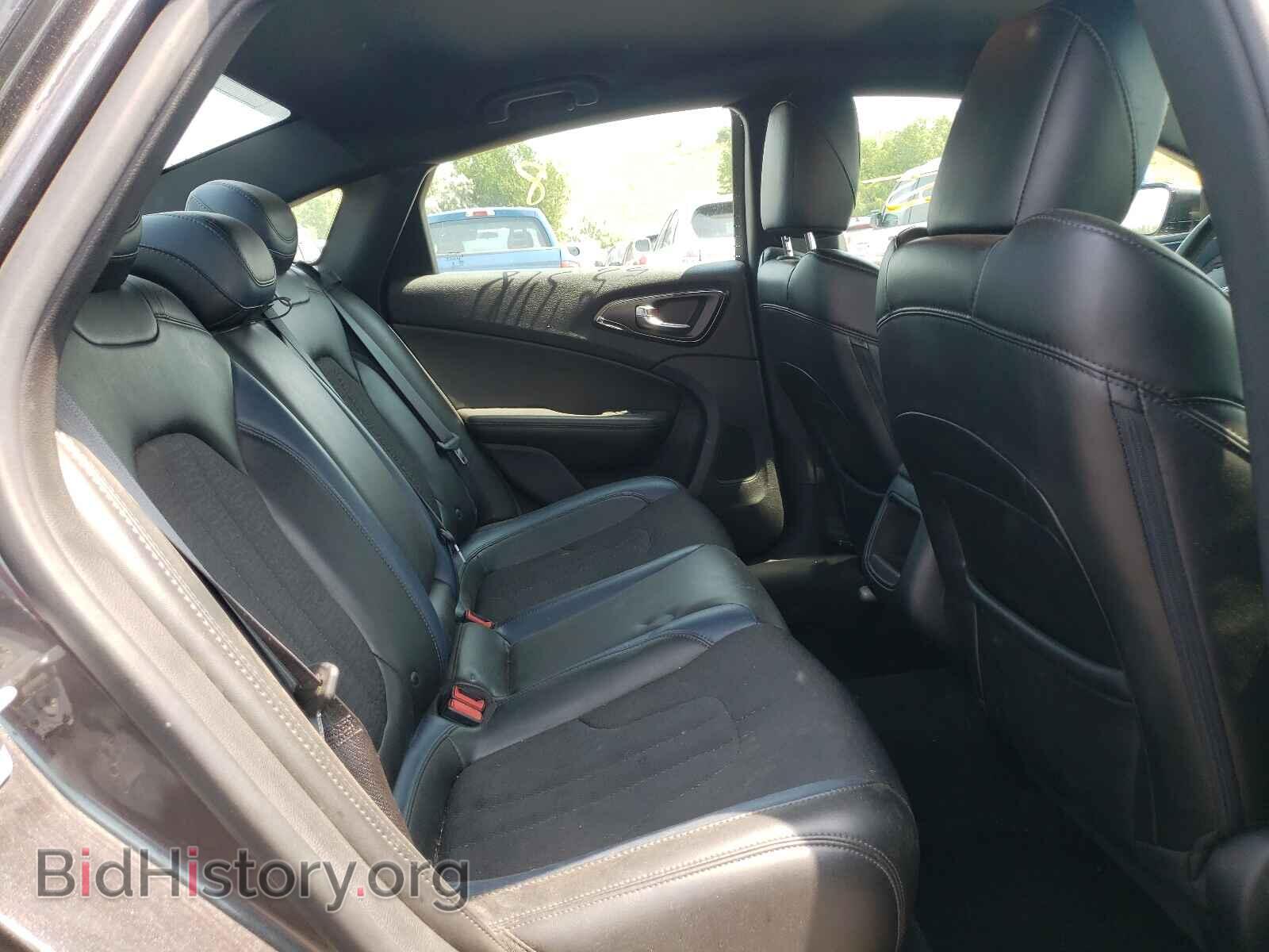 2016 CHRYSLER 200 - VIN: 1C3CCCBB2GN105399 - Фото 6