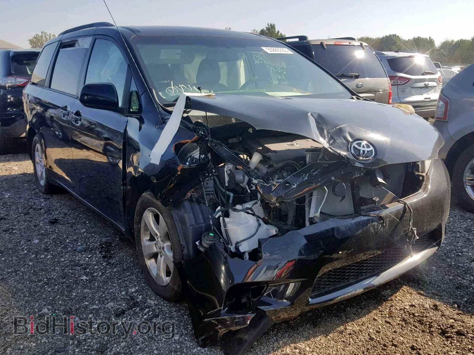 Photo 5TDKK3DC4ES483330 - TOYOTA SIENNA LE 2014