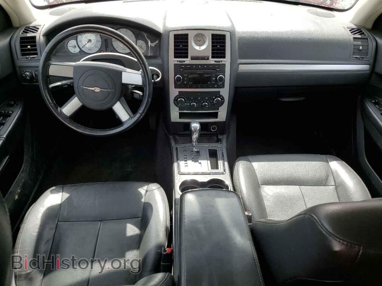 2010 CHRYSLER 300 - VIN: 2C3CA5CV9AH263295 - Фото 8
