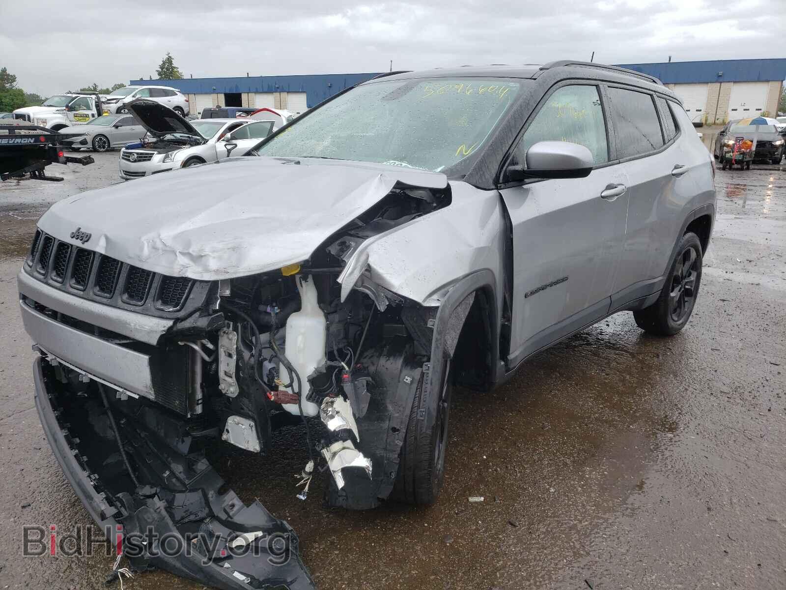 2018 JEEP COMPASS - VIN: 3C4NJDBB2JT480958 - Photo 2