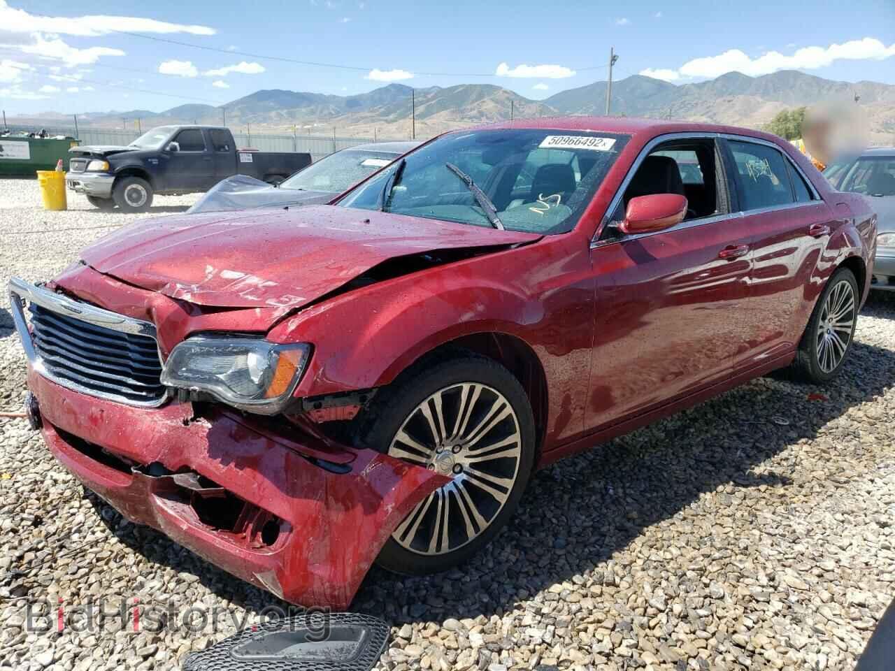 2013 CHRYSLER 300 - VIN: 2C3CCABG7DH731809 - Фото 2