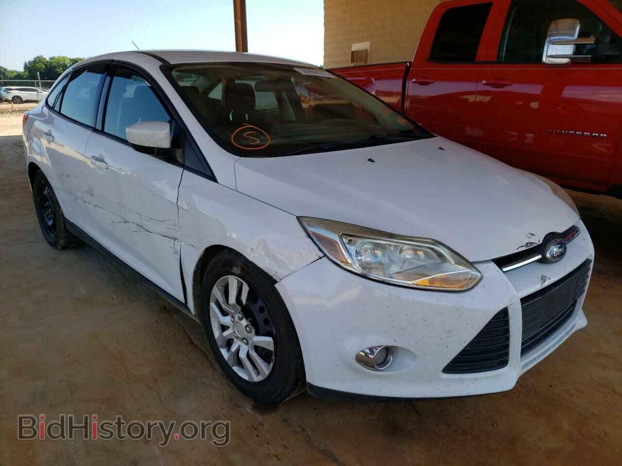 Photo 1FAHP3F26CL331781 - FORD FOCUS 2012