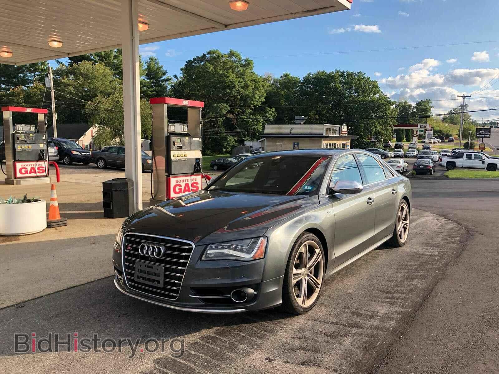 2013 AUDI S8 - VIN: WAUD2AFDXDN030351 - Photo 2