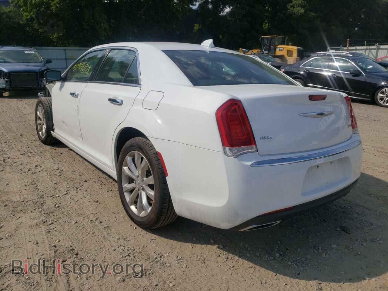 2020 CHRYSLER 300 - VIN: 2C3CCAKG8LH142010 - Фото 3