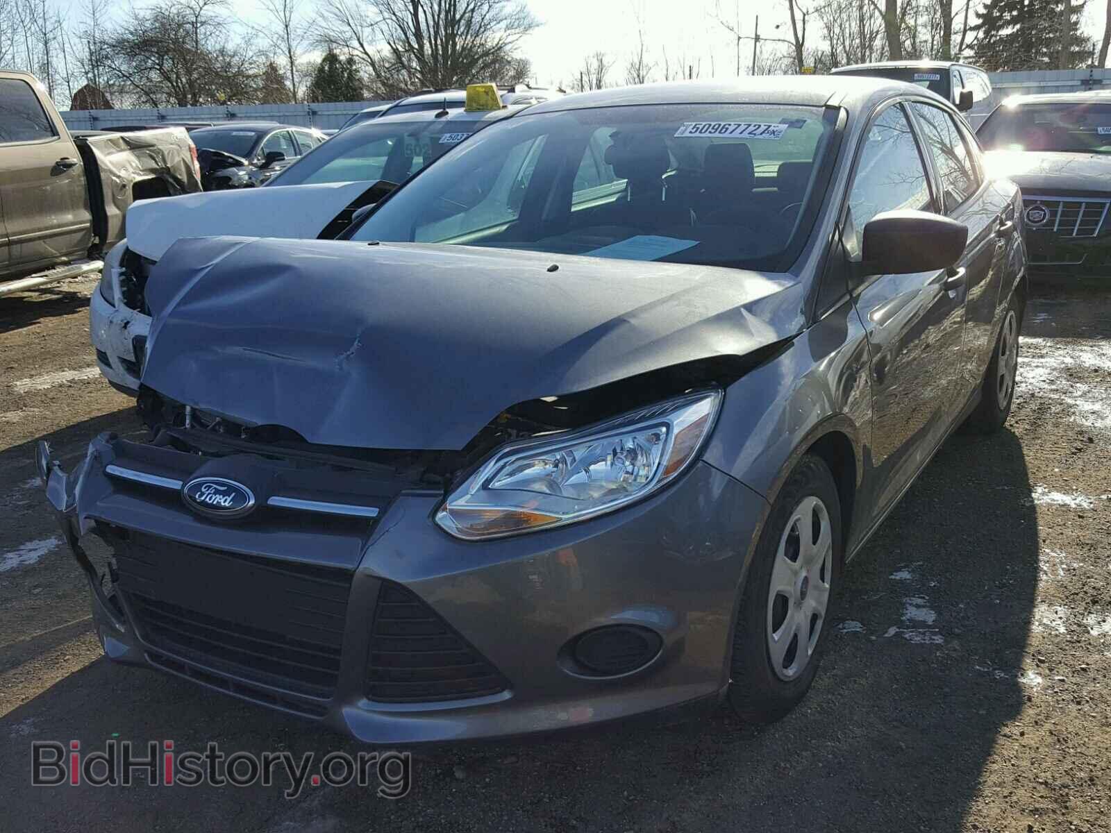 2014 FORD FOCUS - VIN: 1FADP3E21EL234359 - Фото 2