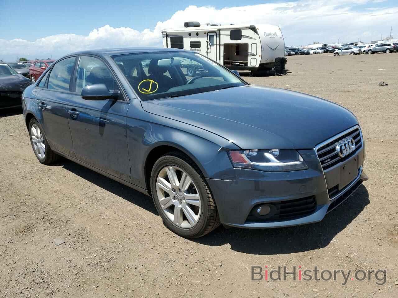 Фотография WAUBFAFL7BN038620 - AUDI A4 2011