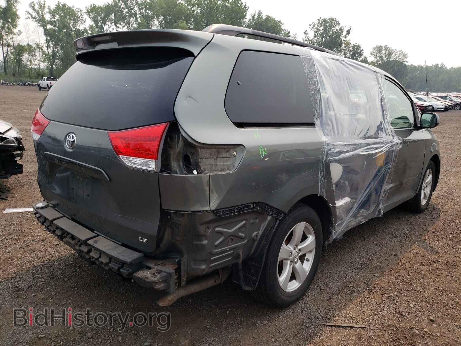 2012 TOYOTA SIENNA - VIN: 5TDKK3DC7CS265136 - Фото 4