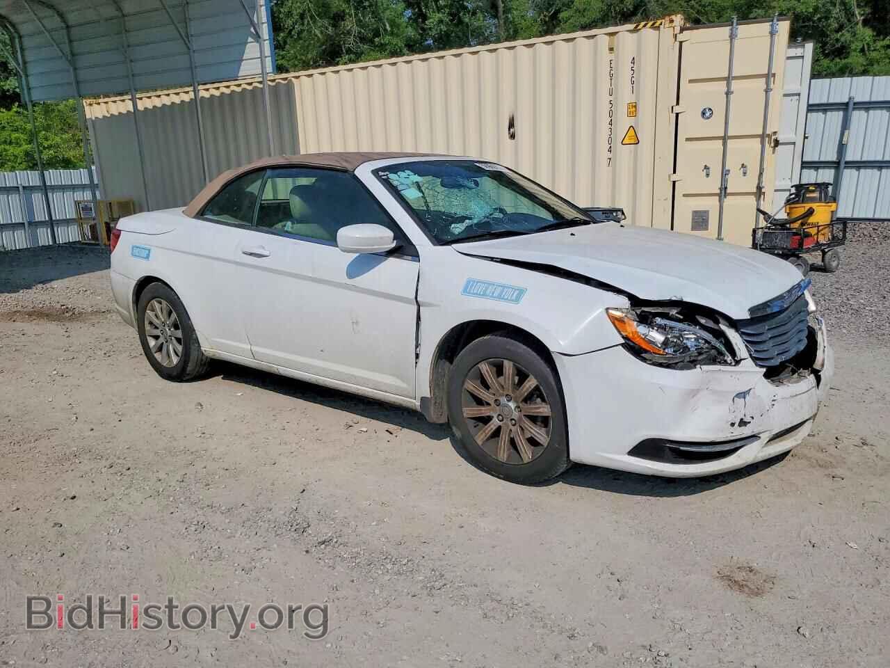 2011 CHRYSLER 200 - VIN: 1C3BC2EB4BN549698 - Photo 4