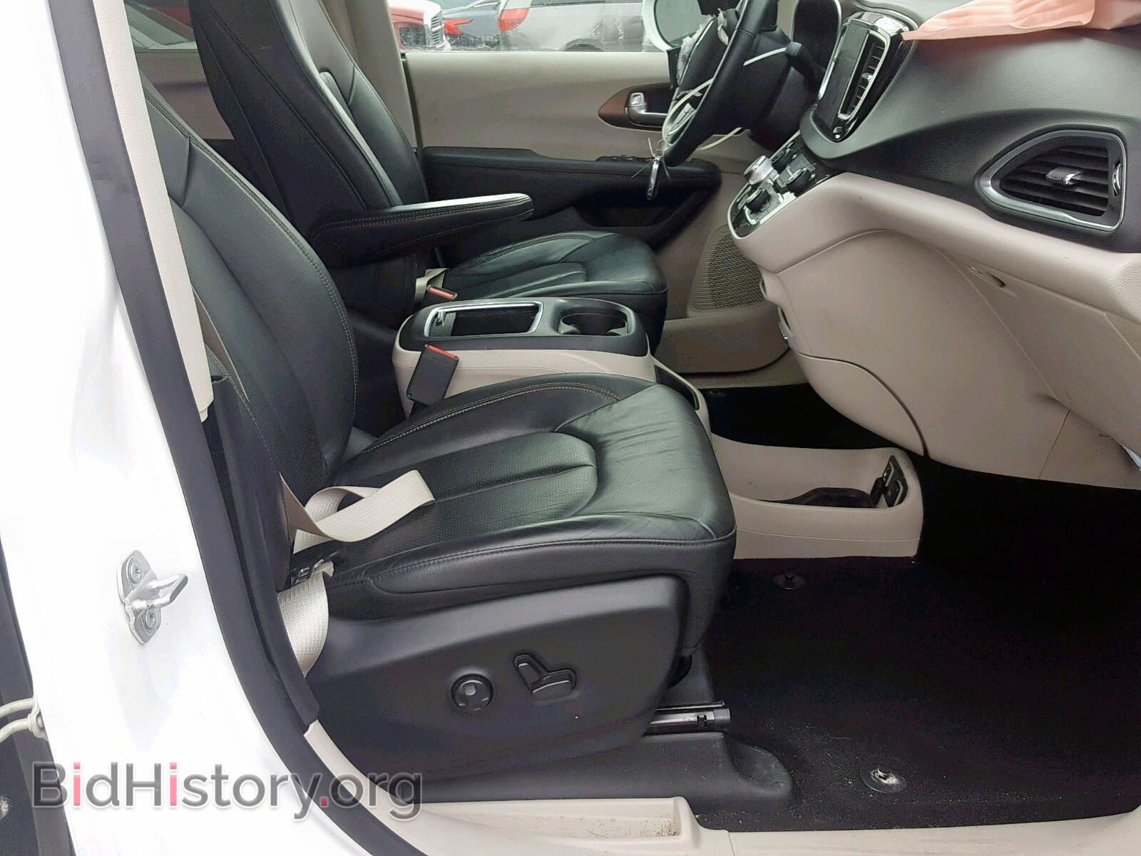 2018 CHRYSLER PACIFICA T - VIN: 2C4RC1EGXJR130515 - Photo 5