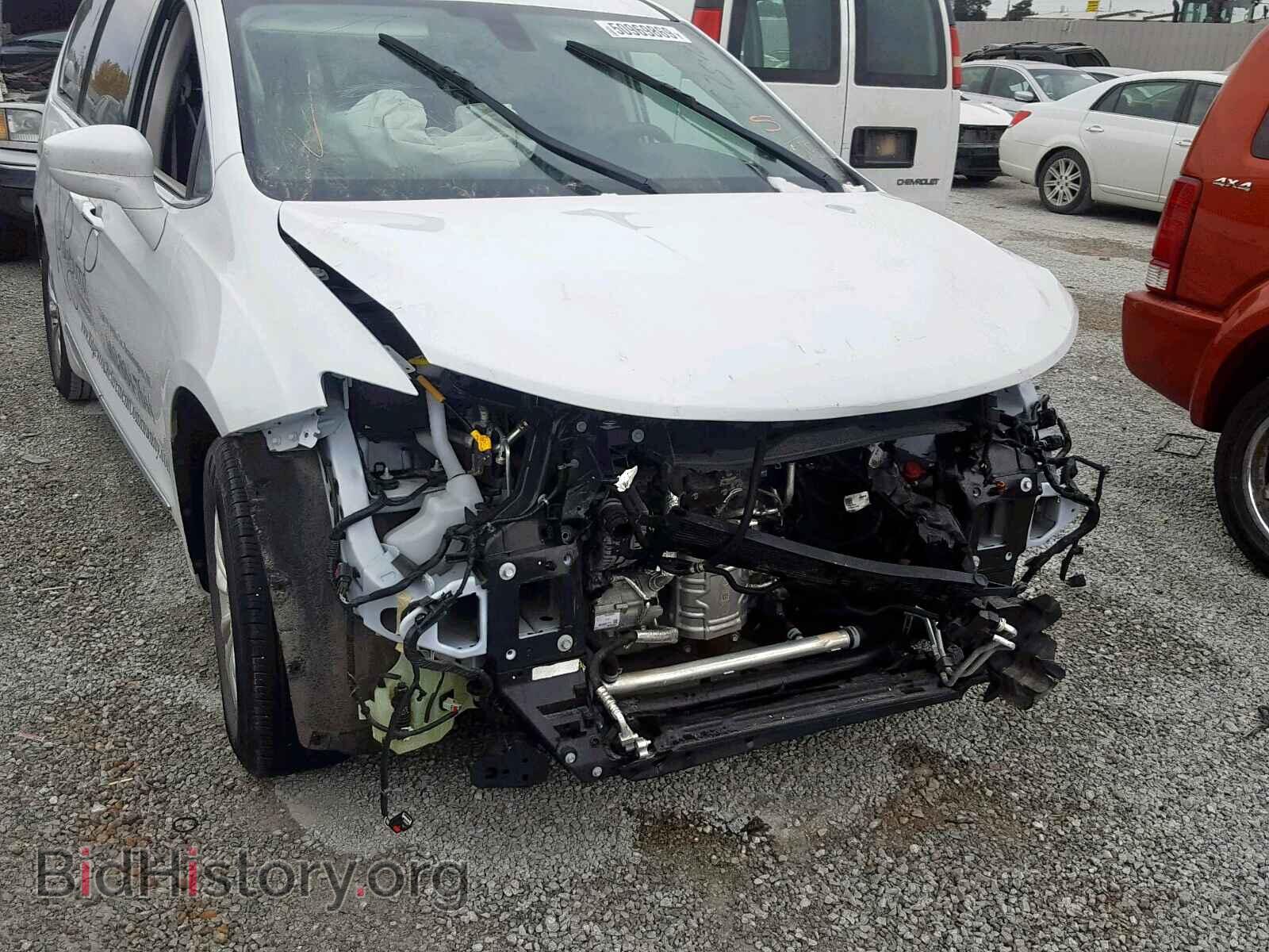 2018 CHRYSLER PACIFICA T - VIN: 2C4RC1EGXJR130515 - Photo 9