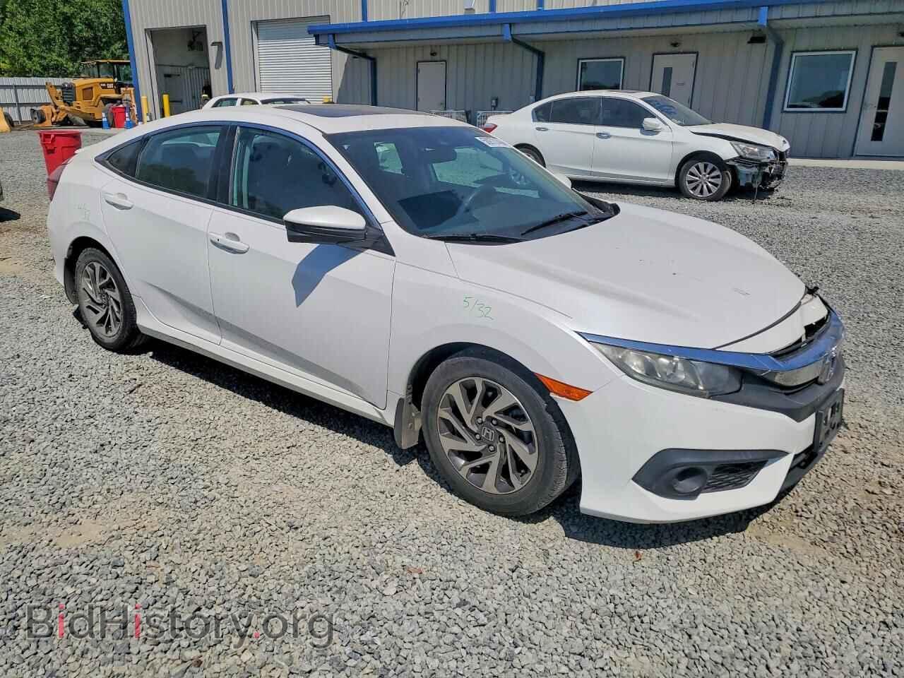 2016 HONDA CIVIC - VIN: 19XFC2F85GE001902 - Фото 4