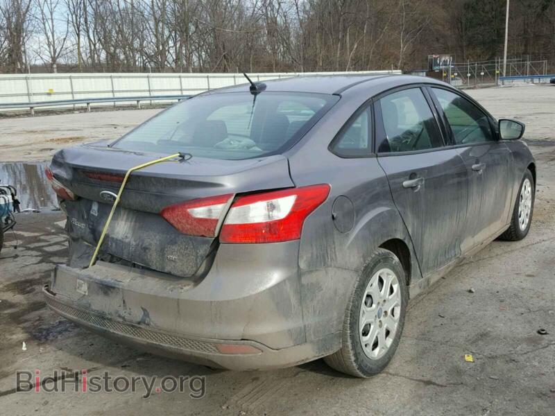 2012 Ford FOCUS (VIN 1FAHP3F29CL211814) — фото 4 из 10
