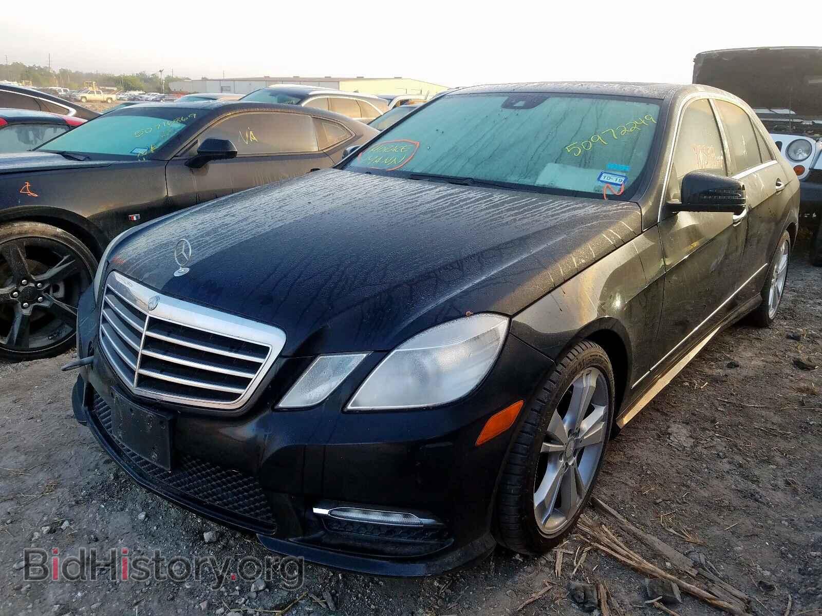 2013 MERCEDES-BENZ E CLASS - VIN: WDDHF5KB8DA697369 - Фото 2