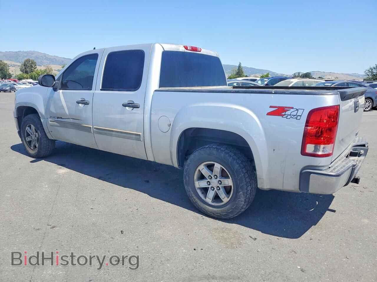 2012 GMC All Models - VIN: 3GTP2VE71CG141591 - Photo 2