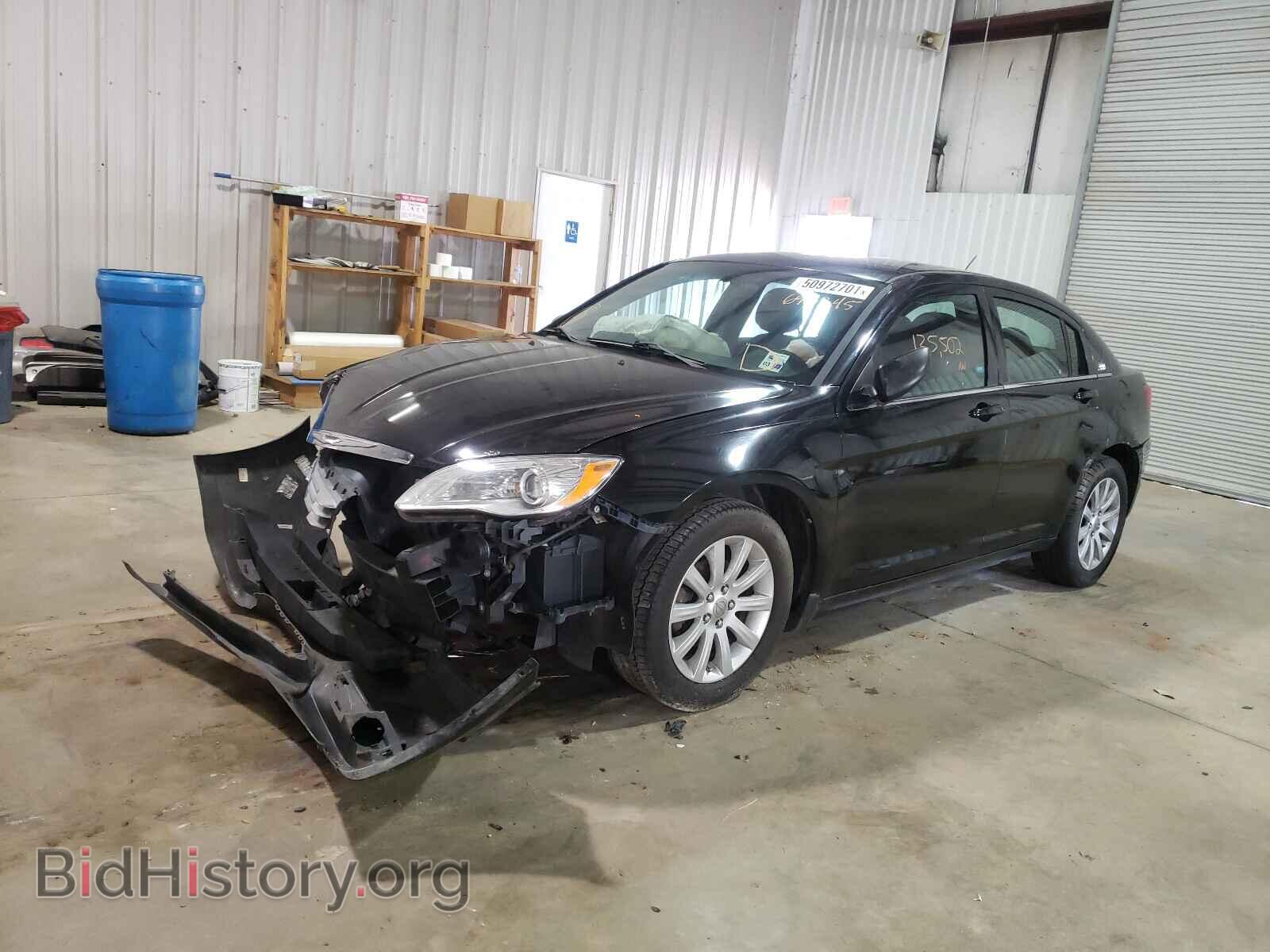 2013 CHRYSLER 200 - VIN: 1C3CCBBB6DN696245 - Фото 2