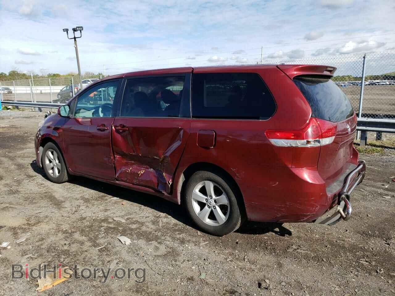 2012 TOYOTA SIENNA - VIN: 5TDKA3DC7CS015480 - Фото 2