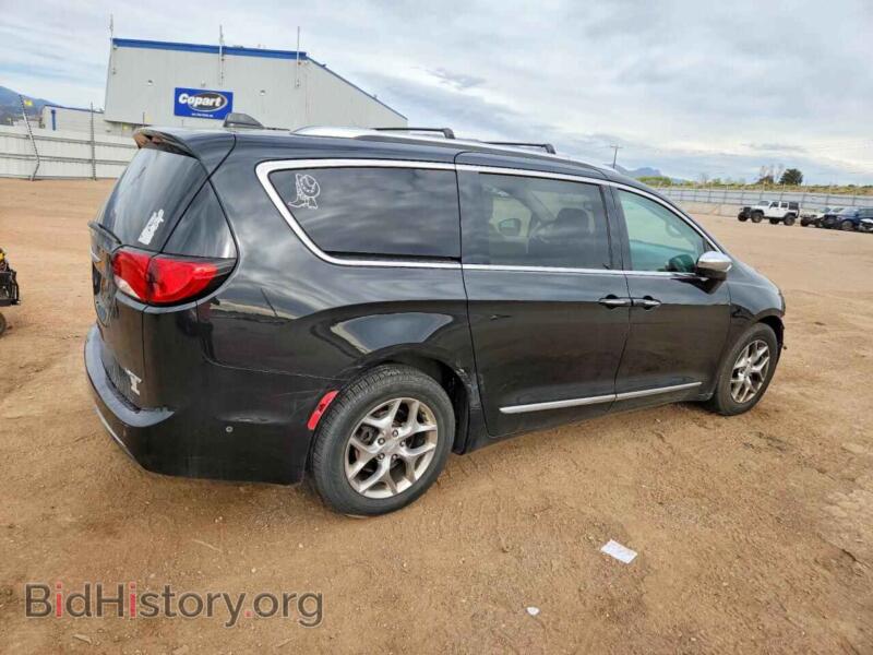2017 Chrysler PACIFICA (VIN 2C4RC1GG2HR771746) — photo 3 of 14