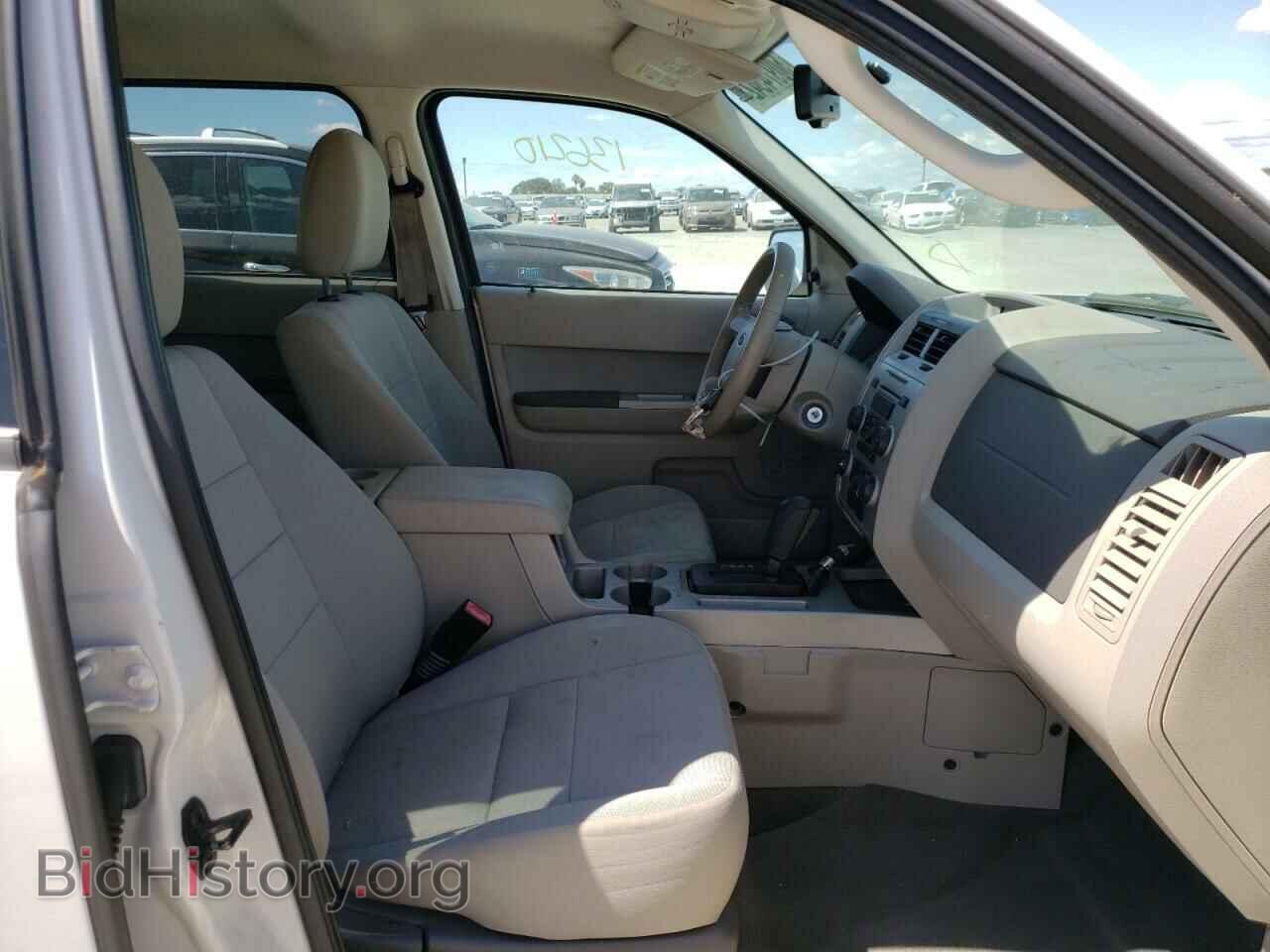 2011 FORD ESCAPE - VIN: 1FMCU0D73BKA33621 - Фото 5