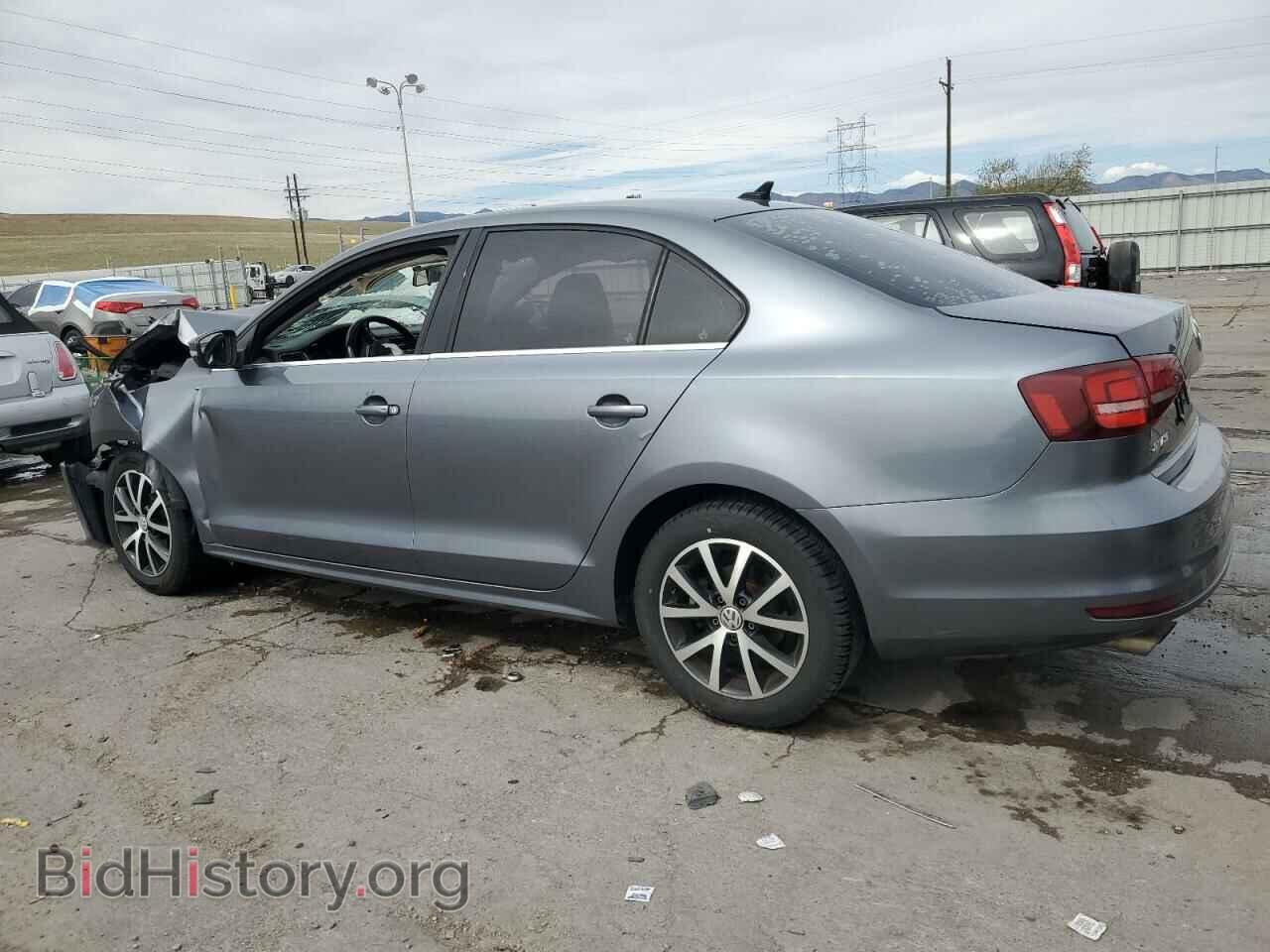 2017 VOLKSWAGEN JETTA - VIN: 3VWDB7AJ0HM397906 - Фото 2