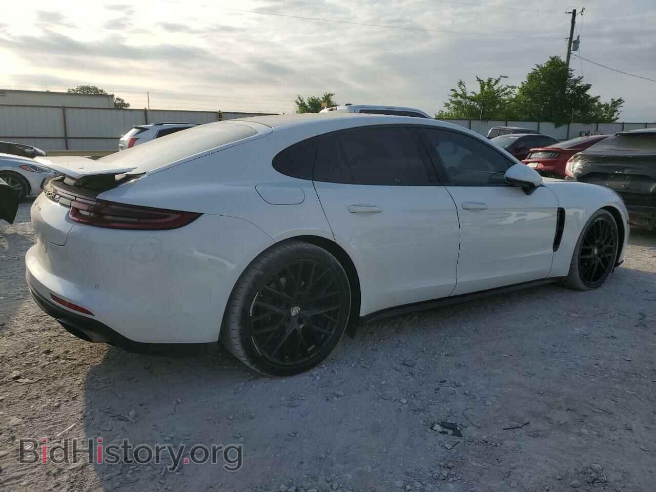 2017 PORSCHE PANAMERA - VIN: WP0AA2A78HL101175 - Photo 3