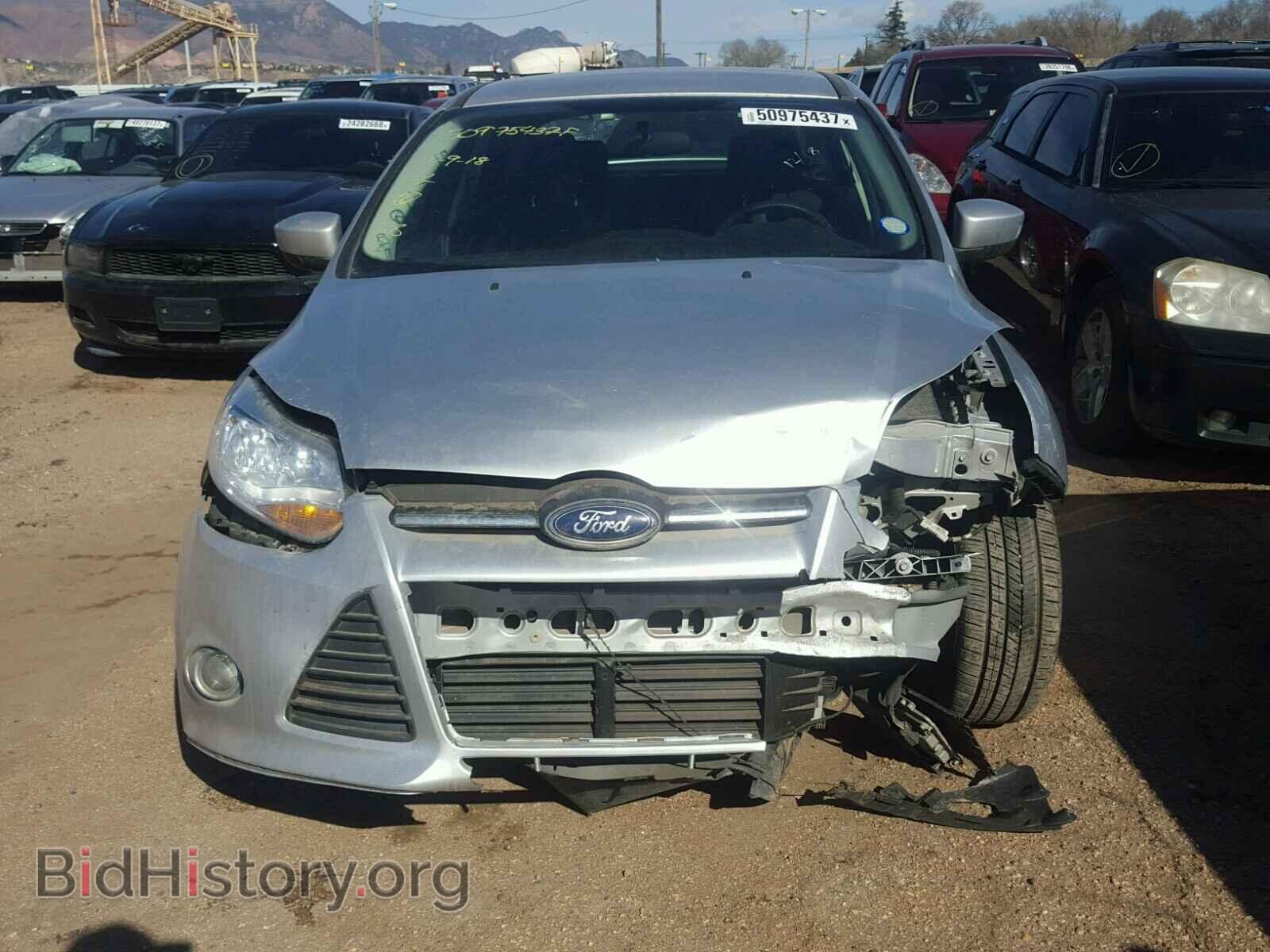 Photo 1FAHP3F2XCL313574 - FORD FOCUS 2012