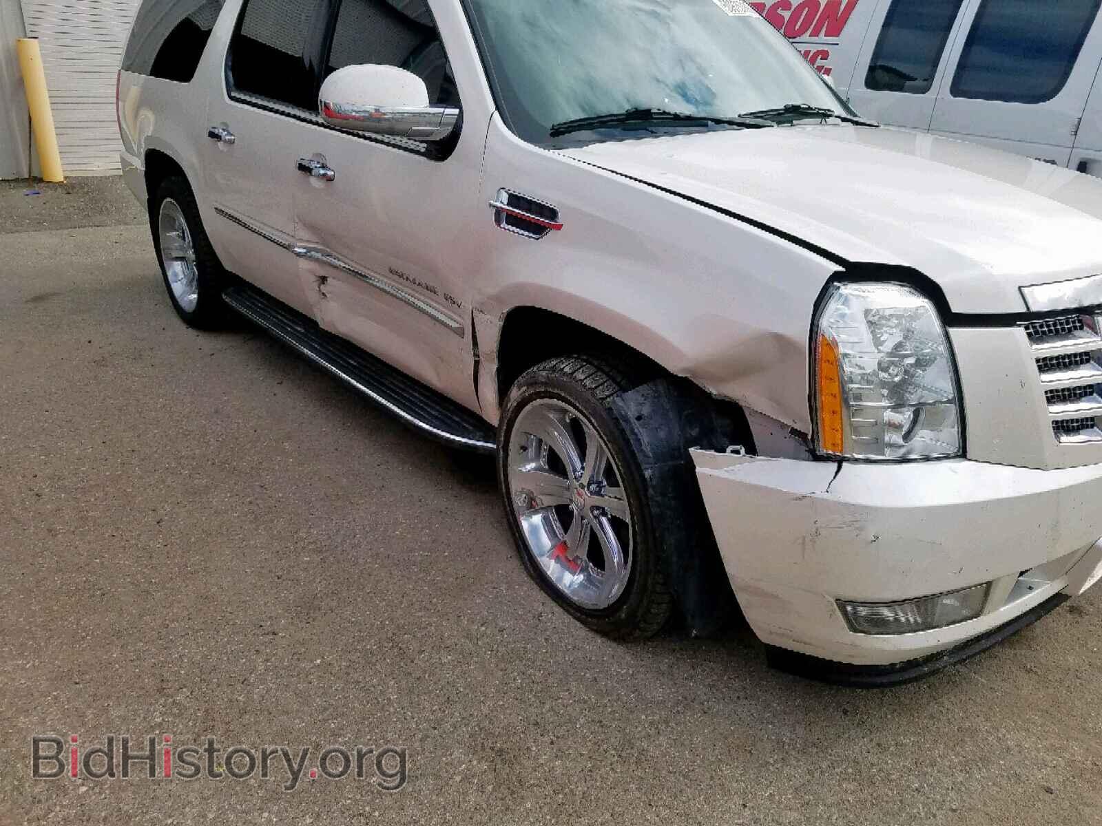 2011 CADILLAC ESCALADE E - VIN: 1GYS4HEF2BR378922 - Photo 9