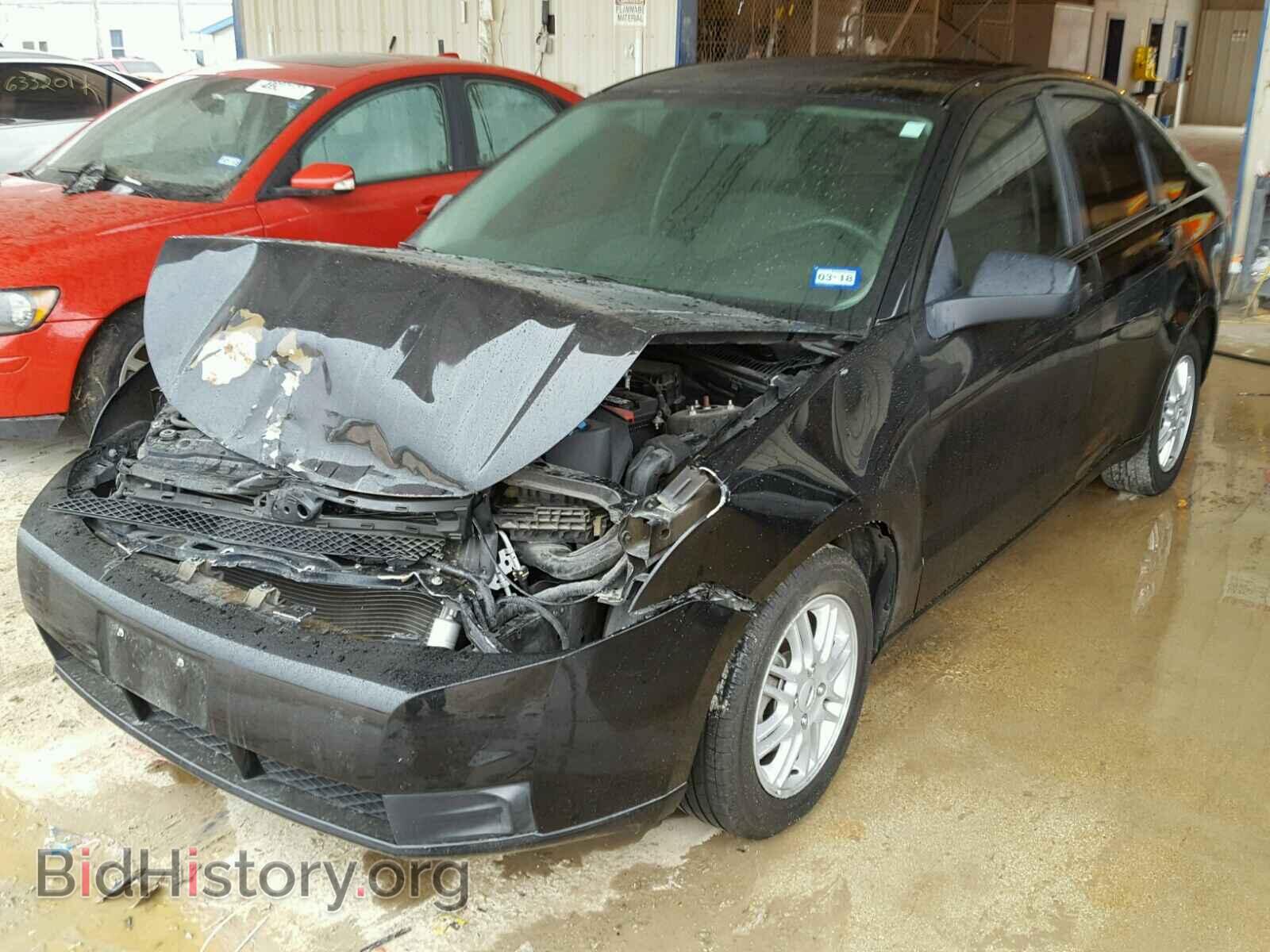 2009 FORD FOCUS - VIN: 1FAHP35NX9W131022 - Фото 2