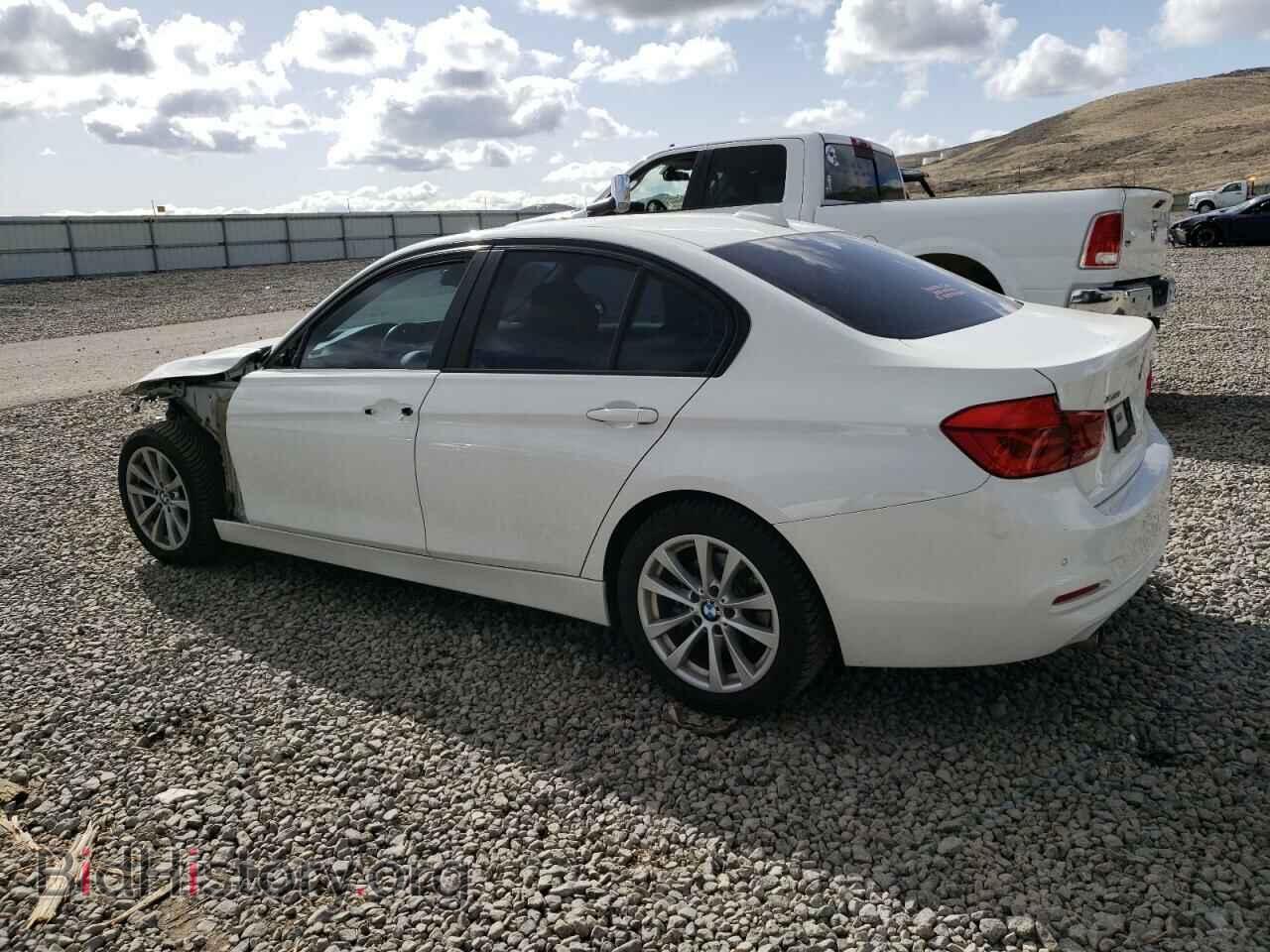 2016 BMW 3 SERIES - VIN: WBA8E5G54GNU20096 - Photo 2