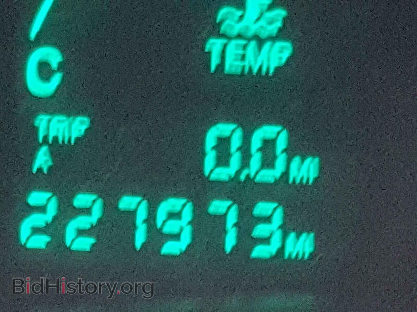 2003 CADILLAC DEVILLE - VIN: 1G6KD54Y13U186397 - Photo 8