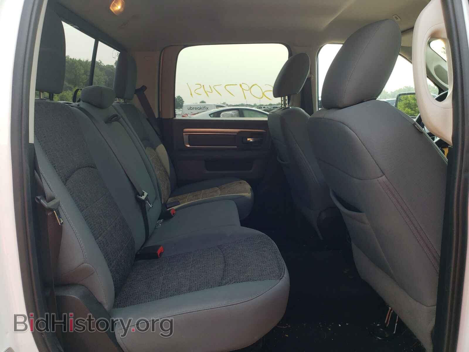 2017 RAM 1500 - VIN: 3C6RR7LT4HG777825 - Фото 6