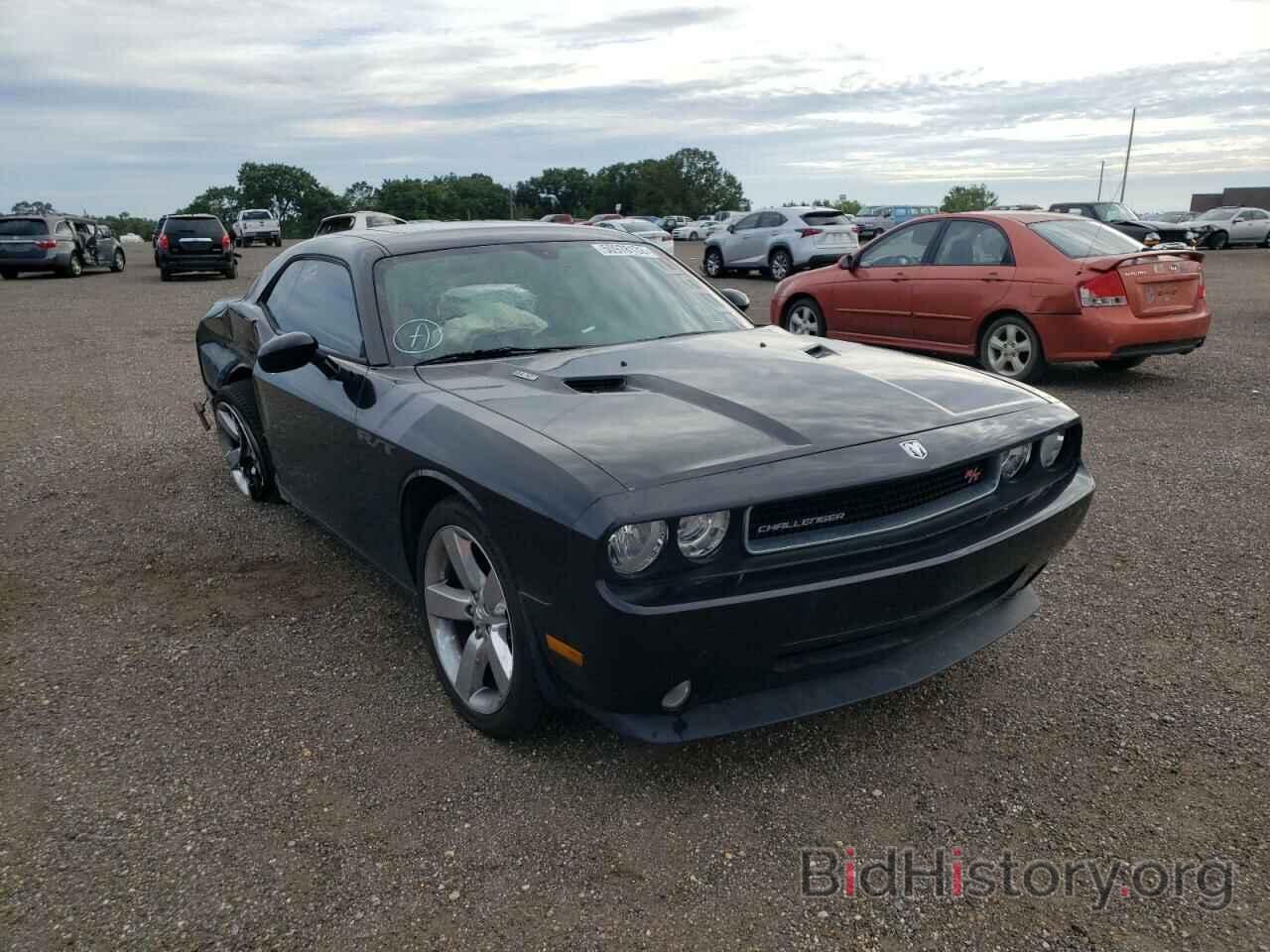 Photo 2B3LJ54T99H577261 - DODGE CHALLENGER 2009