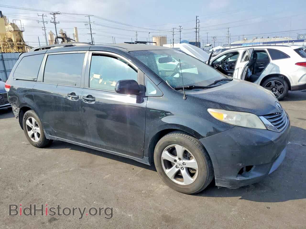 2012 TOYOTA SIENNA - VIN: 5TDKK3DC2CS197022 - Фото 4