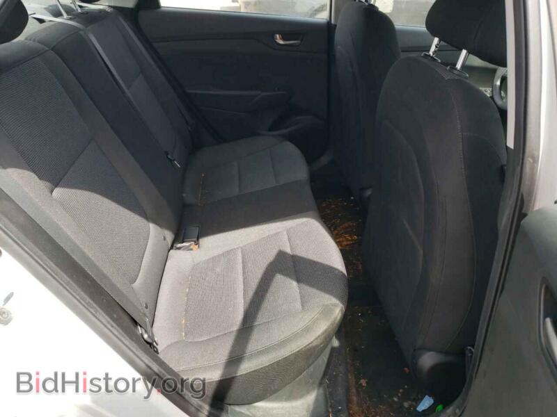 2019 Hyundai ACCENT (VIN 3KPC24A33KE082257) — photo 10 of 12