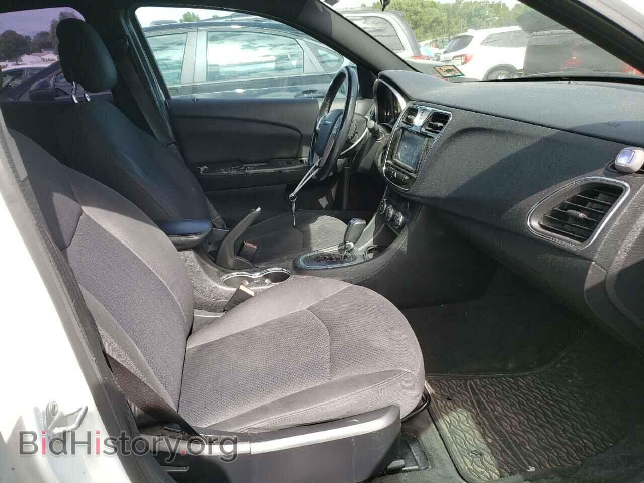 2013 CHRYSLER 200 - VIN: 1C3CCBBG8DN712201 - Фото 5