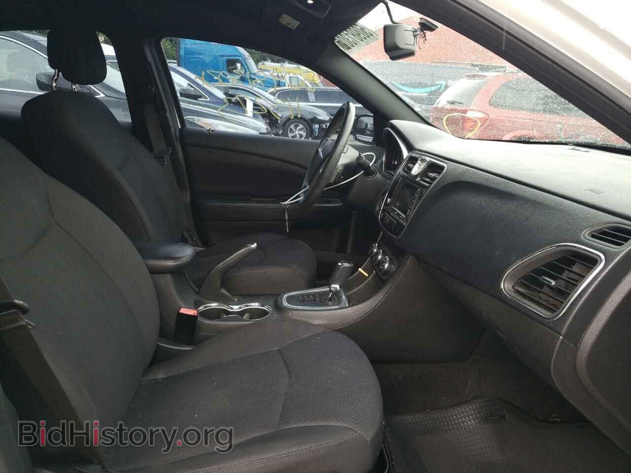 2013 CHRYSLER 200 - VIN: 1C3CCBBB8DN549828 - Photo 5