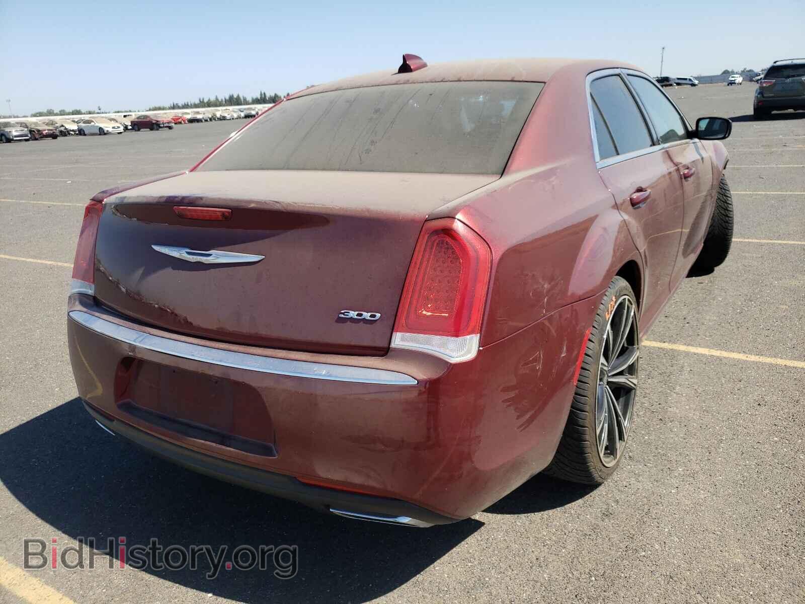 2016 CHRYSLER 300 - VIN: 2C3CCAAG6GH219397 - Фото 4