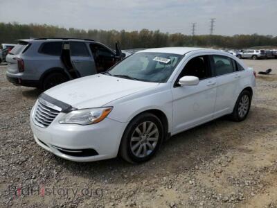 2012 Chrysler 200 Touring, белый — VIN 1C3CCBBB1CN267514, Copart