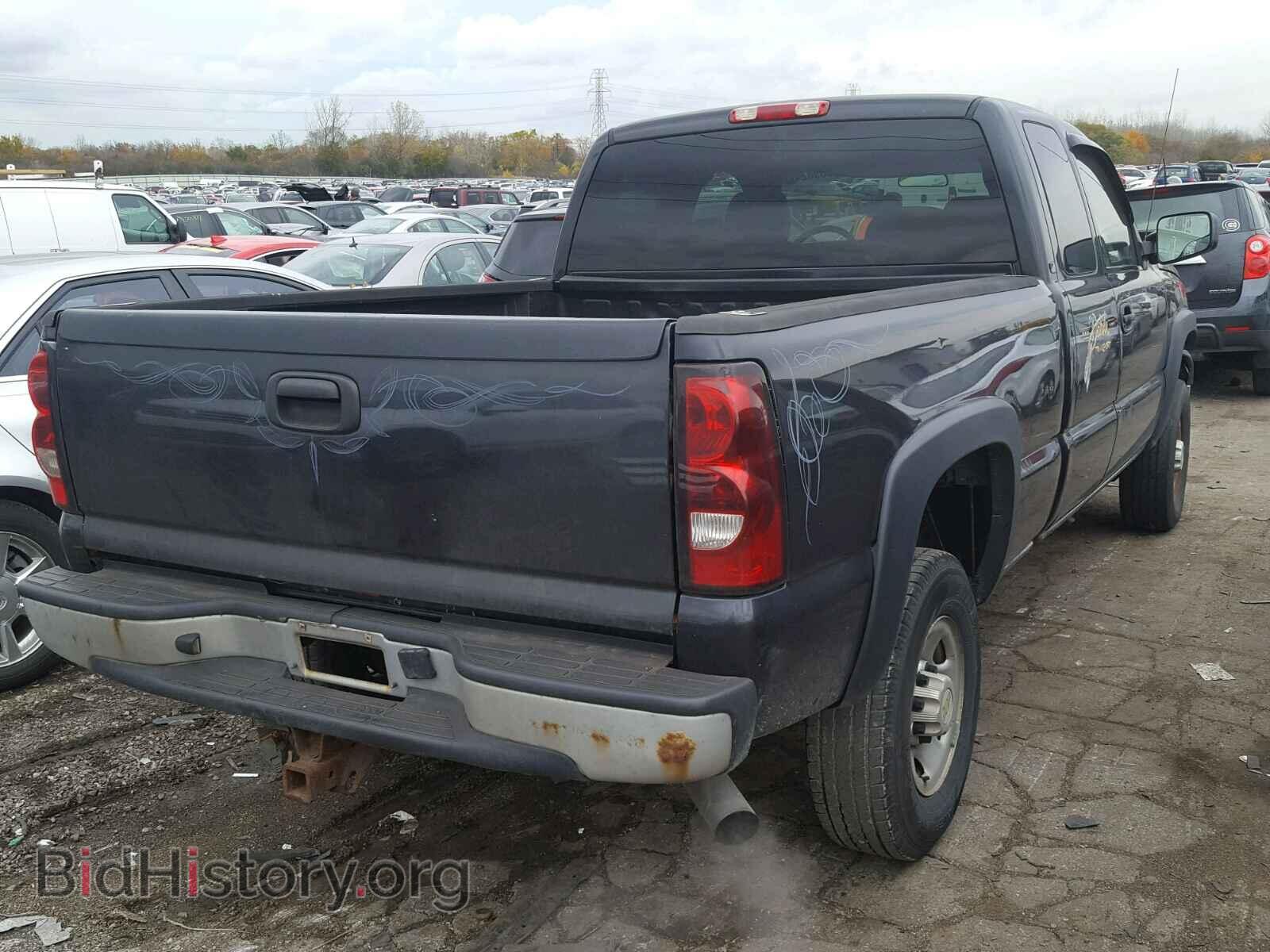 2005 CHEVROLET SILVERADO - VIN: 1GCHC29U95E295363 - Фото 4