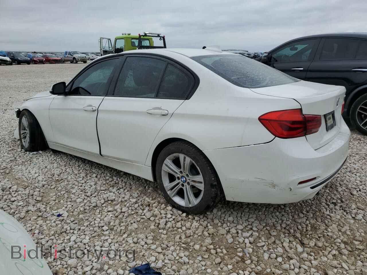 2016 BMW 3 SERIES - VIN: WBA8E9C52GK648256 - Фото 2