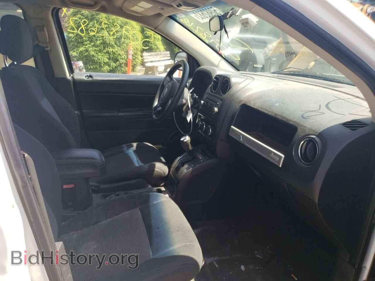 2014 JEEP COMPASS - VIN: 1C4NJCBAXED547979 - Фото 5