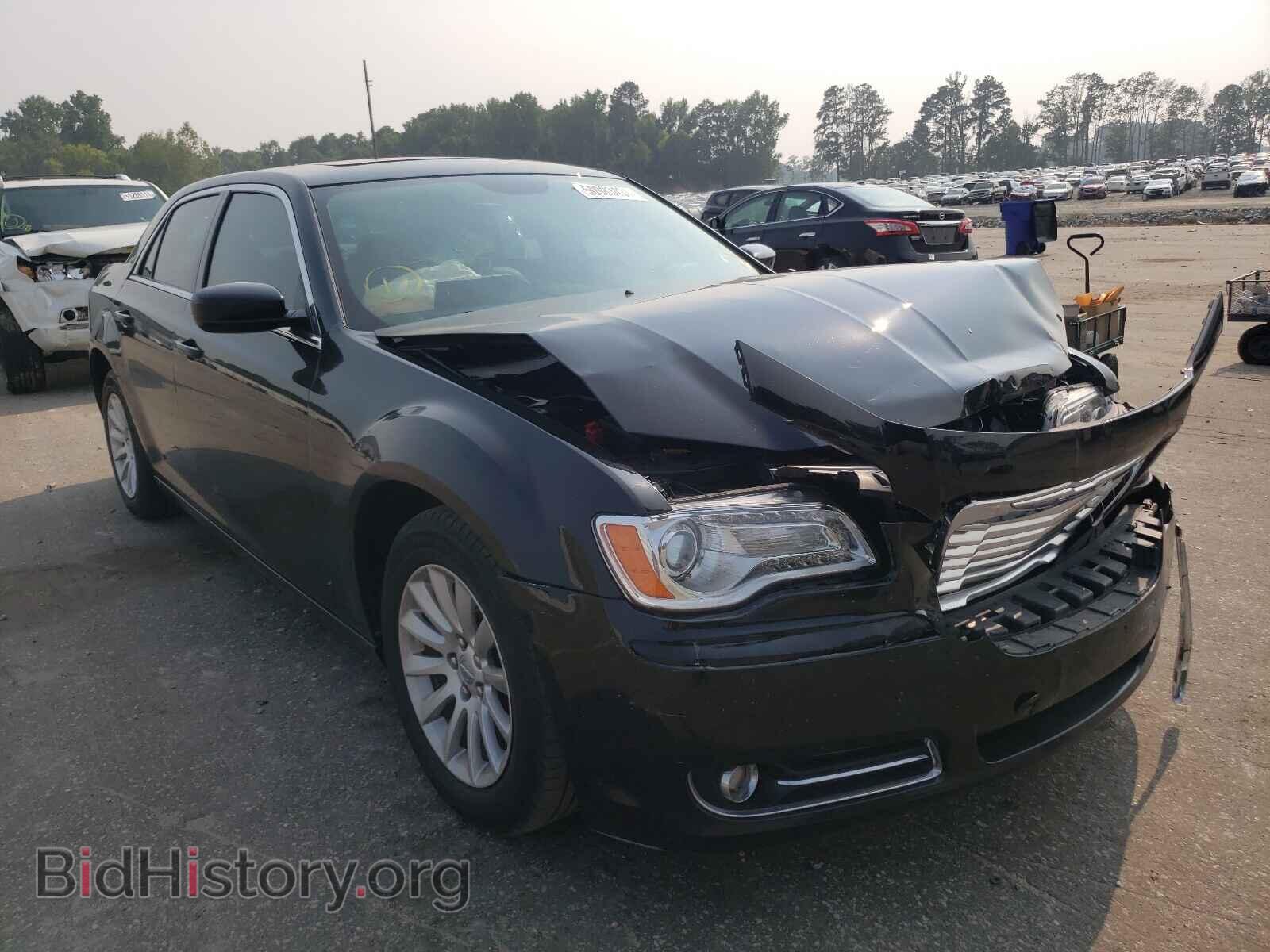 Фотография 2C3CCAAG4DH551222 - CHRYSLER 300 2013