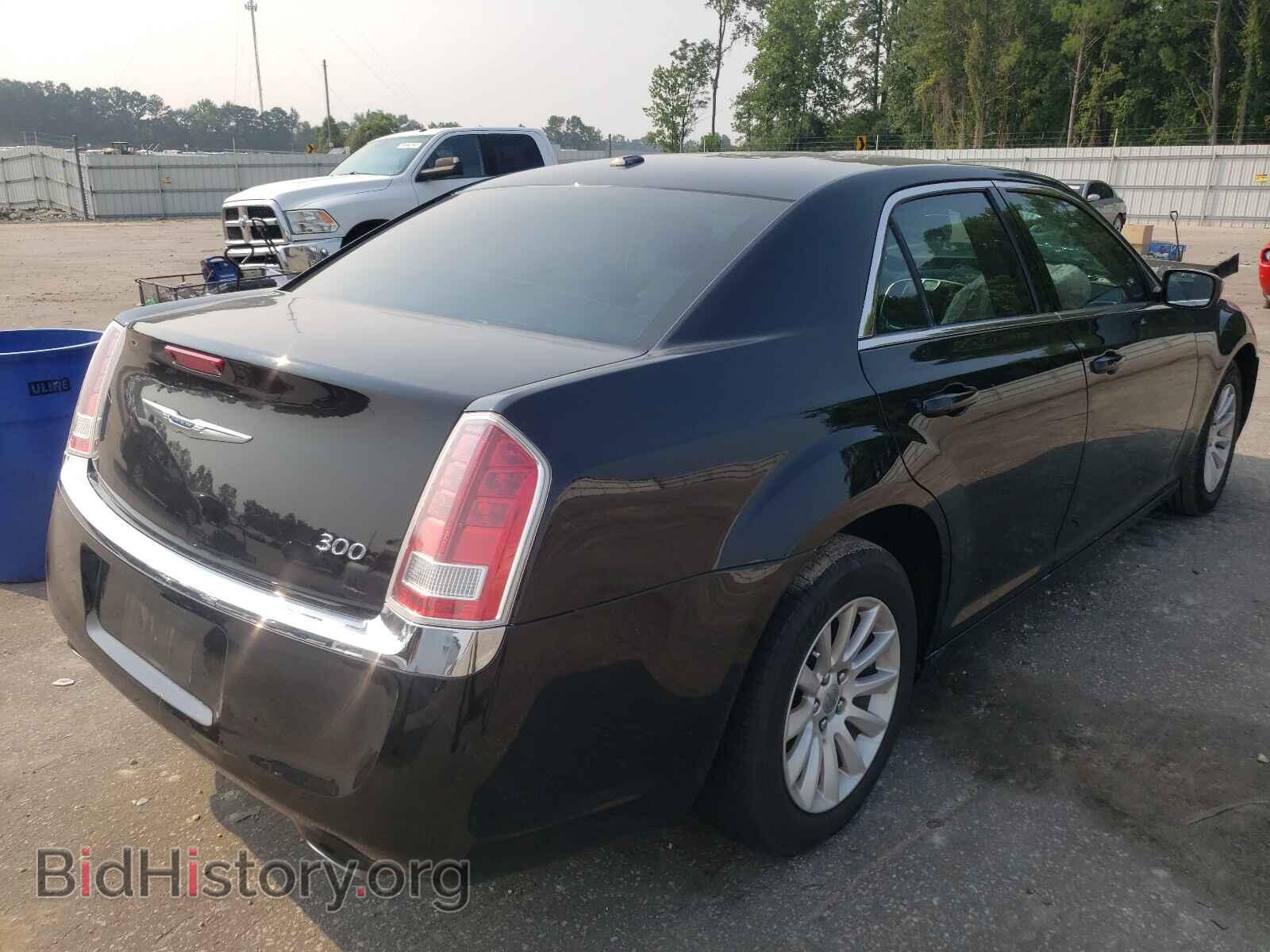 2013 CHRYSLER 300 - VIN: 2C3CCAAG4DH551222 - Фото 4