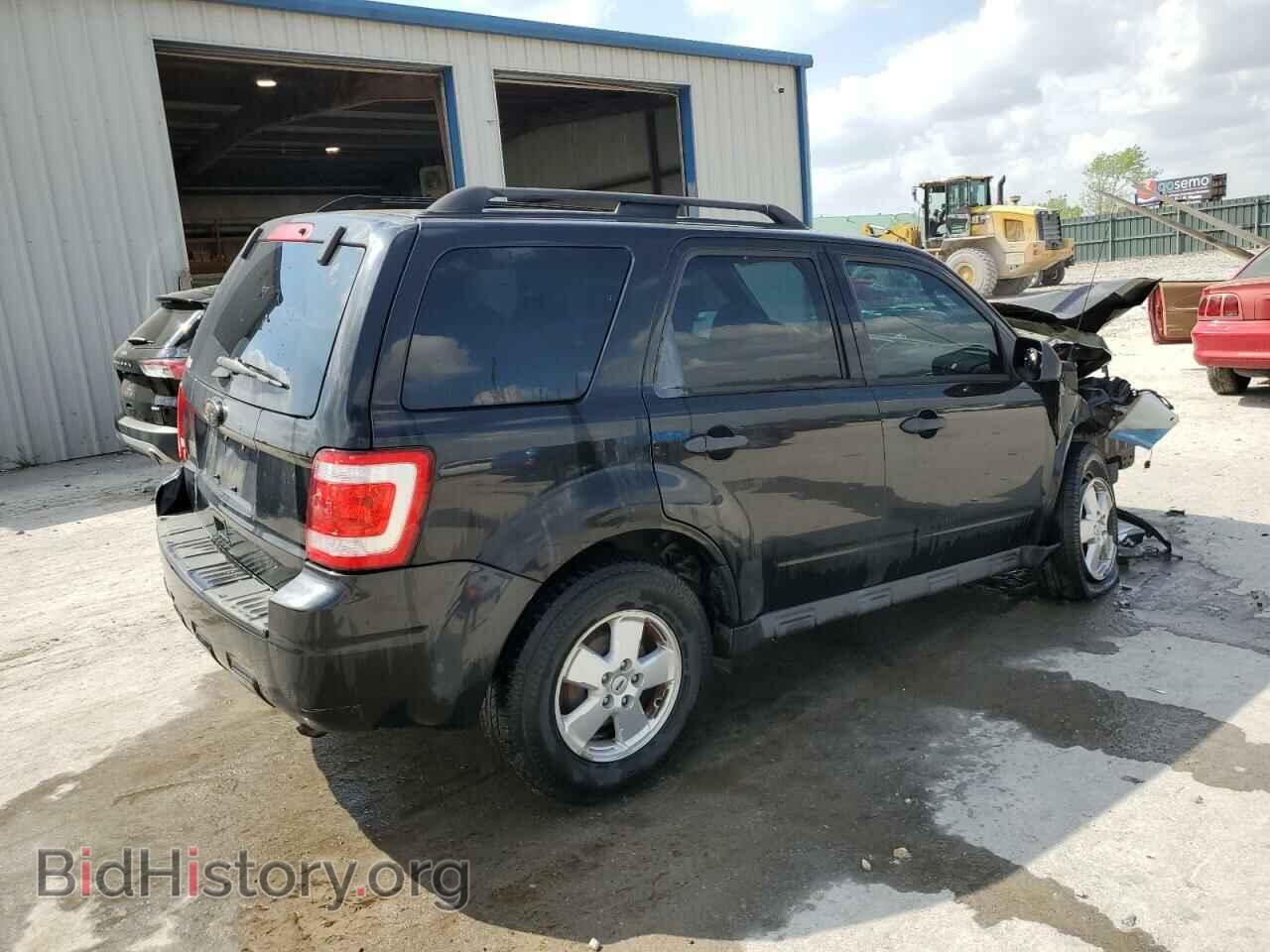 2011 FORD ESCAPE - VIN: 1FMCU0D77BKB96403 - Фото 3