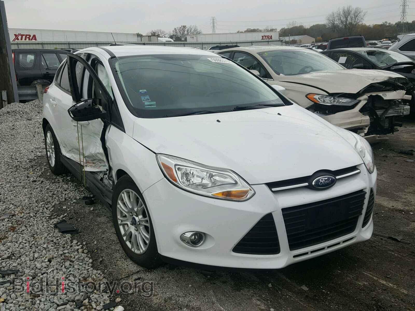 Photo 1FAHP3K24CL186181 - FORD FOCUS 2012