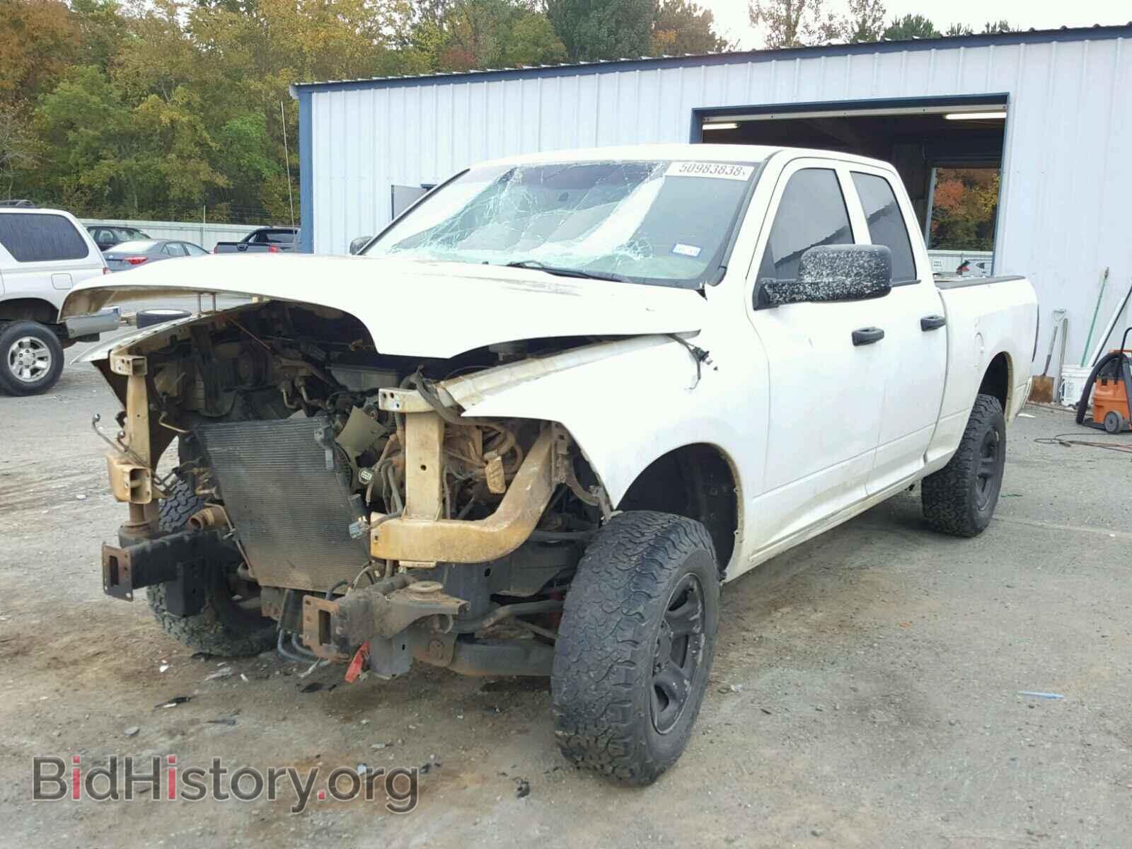 2011 DODGE RAM 1500 - VIN: 1D7RB1GP5BS570261 - Фото 2