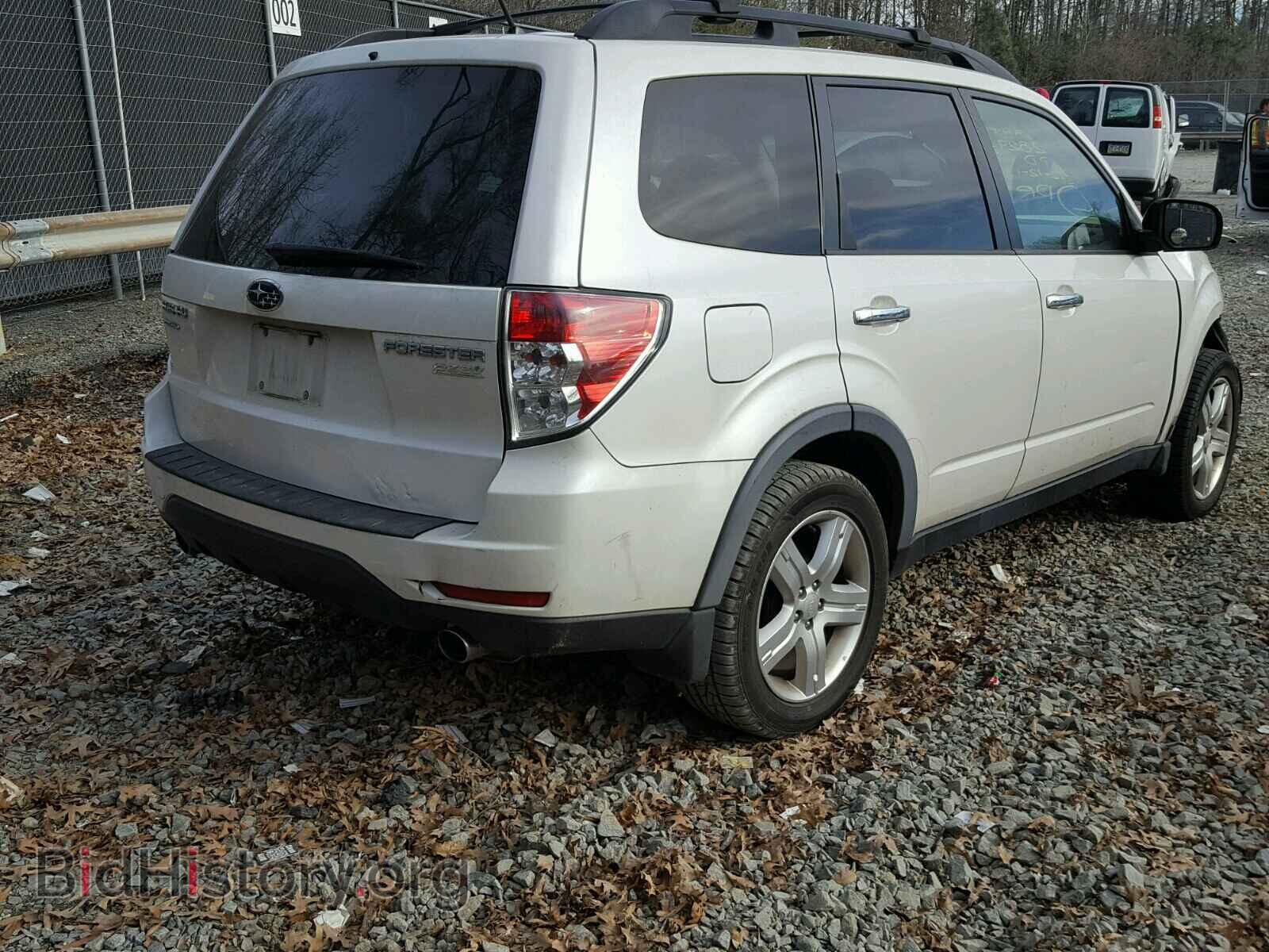 2010 SUBARU FORESTER - VIN: JF2SH6DCXAH762829 - Photo 4