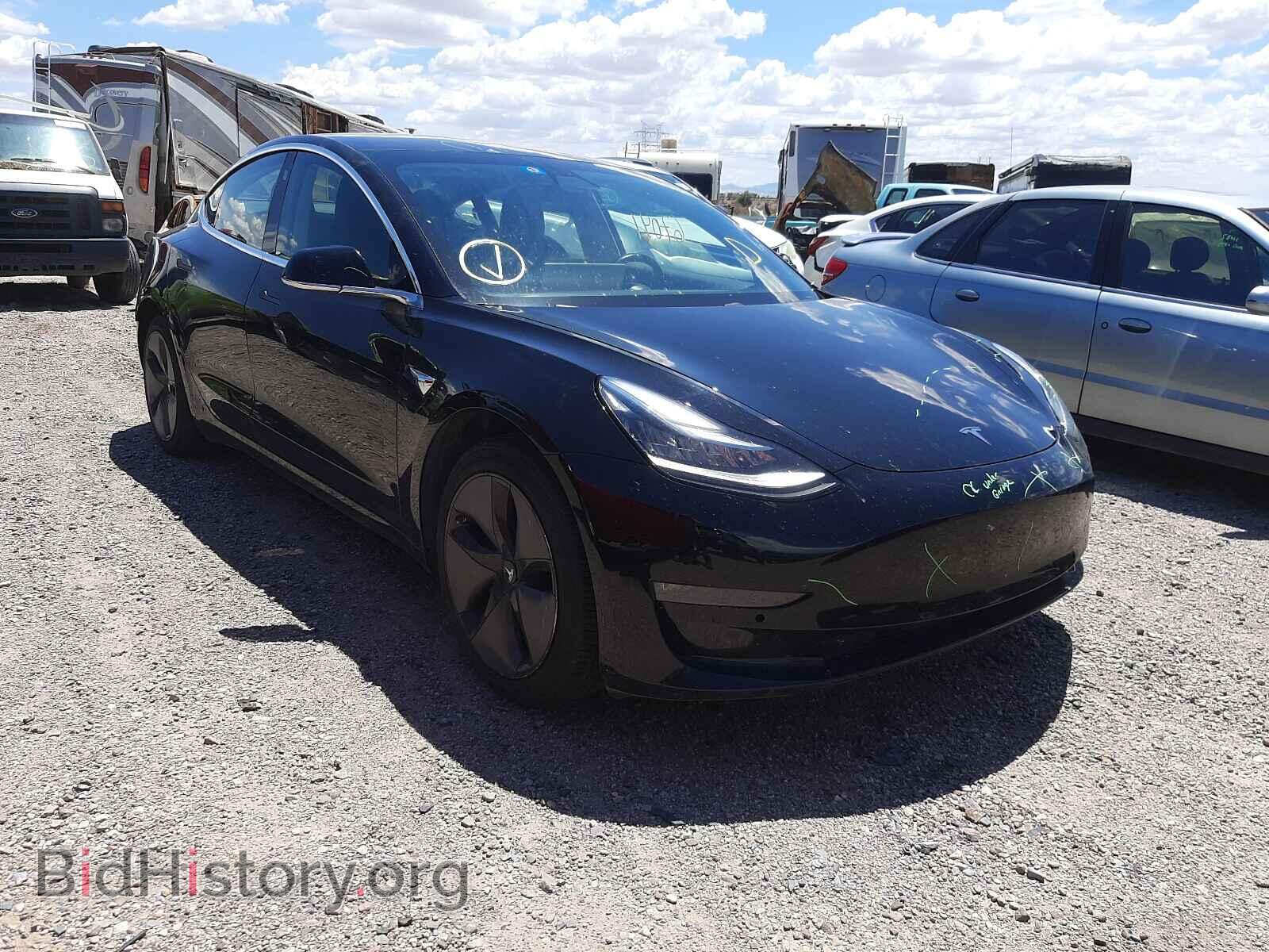 Фотография 5YJ3E1EA2JF077011 - TESLA MODEL 3 2018